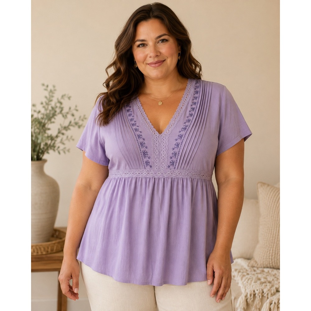 515. Torrid Super Soft Knits Lavender Lace Trim Embroidered Babydoll Top